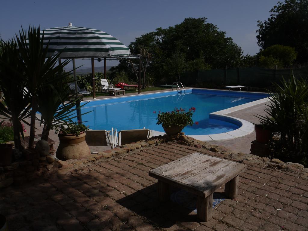 Casa Vacanze Laura Villa Caltanissetta Oda fotoğraf
